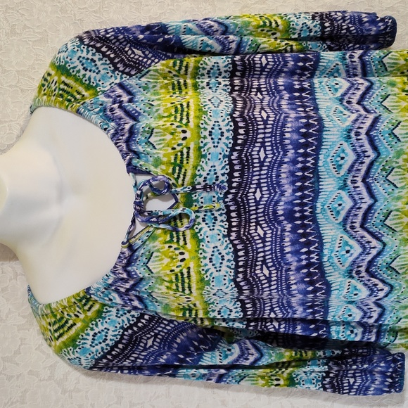 Jones New York Tops - 🔥Jones New York Sport Women's Blouse Size Large